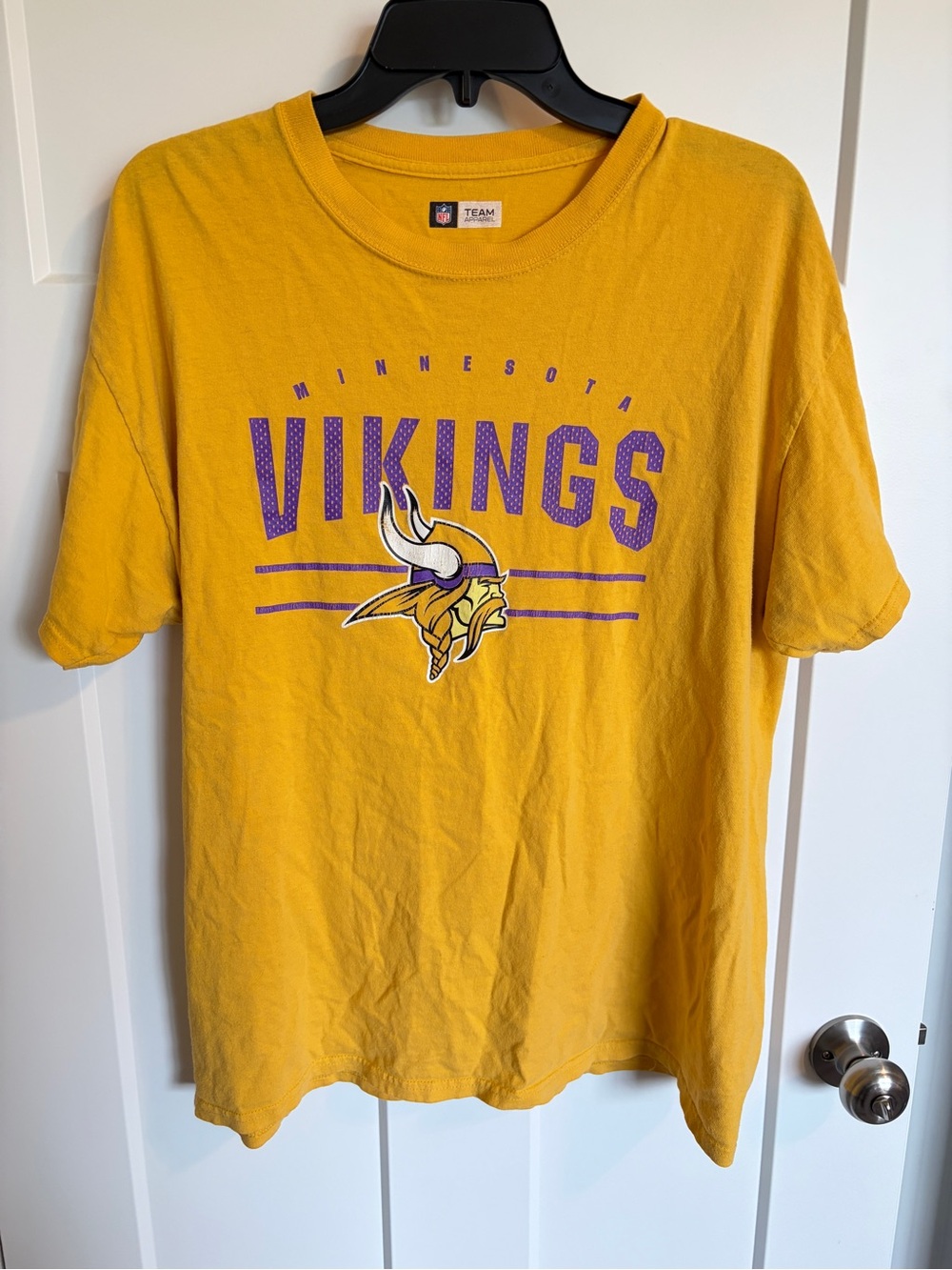 RARE NFL MN Vikings Vintage 90’s Yellow Gold T-Shirt Women’s Large